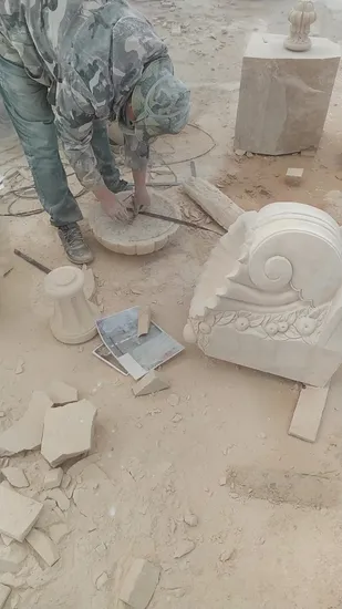 Custom Antique Large Natural Egypt Cream Beige French Marble Stone Carvings and Sculptures Outdoor Water Fountain Hand Carved Home Garden Decorate Fountain 